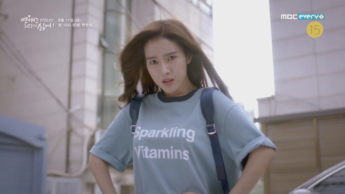 Cô nàng thay trời hành đạo, liên hoàn cước với anh chàng bác sĩ 