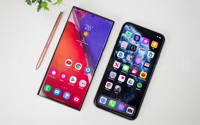 Thả rơi Galaxy Note20 Ultra và iPhone 11 Pro Max: 'Bom tấn' của Samsung hay Apple bền hơn? Ảnh 2