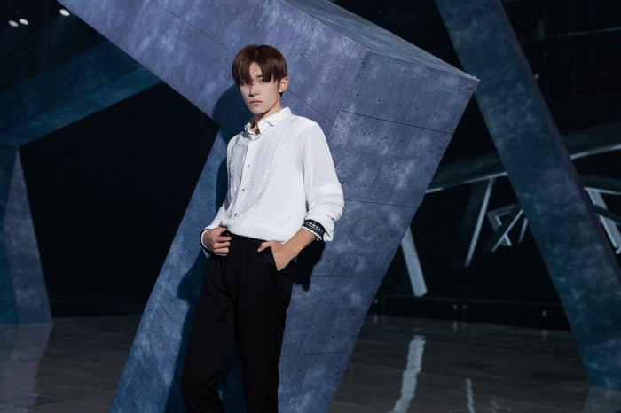 Dịch Dương Thiên Tỉ: Không chỉ thành công trong vai trò ca sĩ, diễn viên mà còn lấy được sự tín nhiệm của nhiều nhãn hàng Ảnh 13