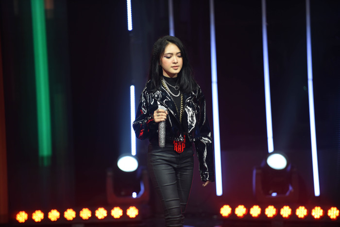 Hậu dừng chân tại King of Rap 2020, Min (Ninh Đặng Nhật Minh) trải lòng đầy nức nở trong sản phẩm âm nhạc mới Ảnh 6