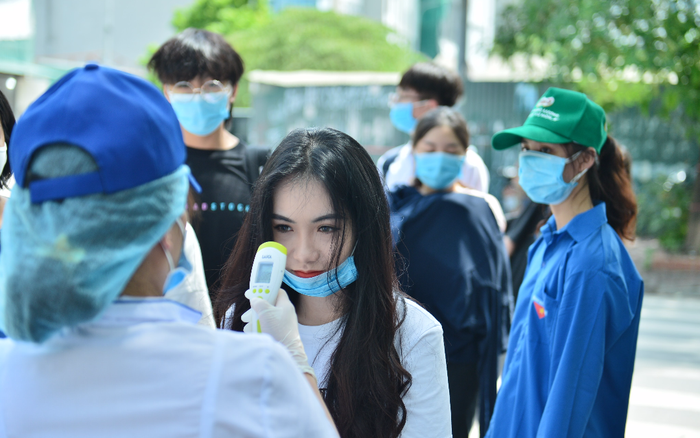 Bộ GD&ĐT 'chốt' tổ chức thi tốt nghiệp THPT Quốc gia 2020 đợt 2 vào 3-4/9 Ảnh 2