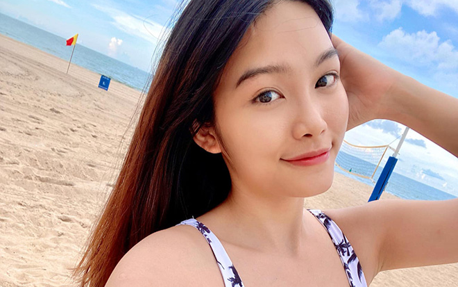 Con gái diễn viên Kiều Trinh khoe vẻ đẹp quyến rũ ở tuổi 23 Ảnh 2