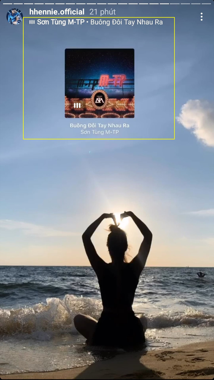 Biểu tượng trái tim trước bầu trời là Sky.