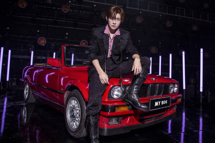 Tạo hình của Dịch Dương Thiên Tỉ trong phim mới và 'Em của thời niên thiếu' có giống nhau hay không? Ảnh 9