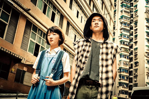 Tạo hình của Dịch Dương Thiên Tỉ trong phim mới và 'Em của thời niên thiếu' có giống nhau hay không? Ảnh 16