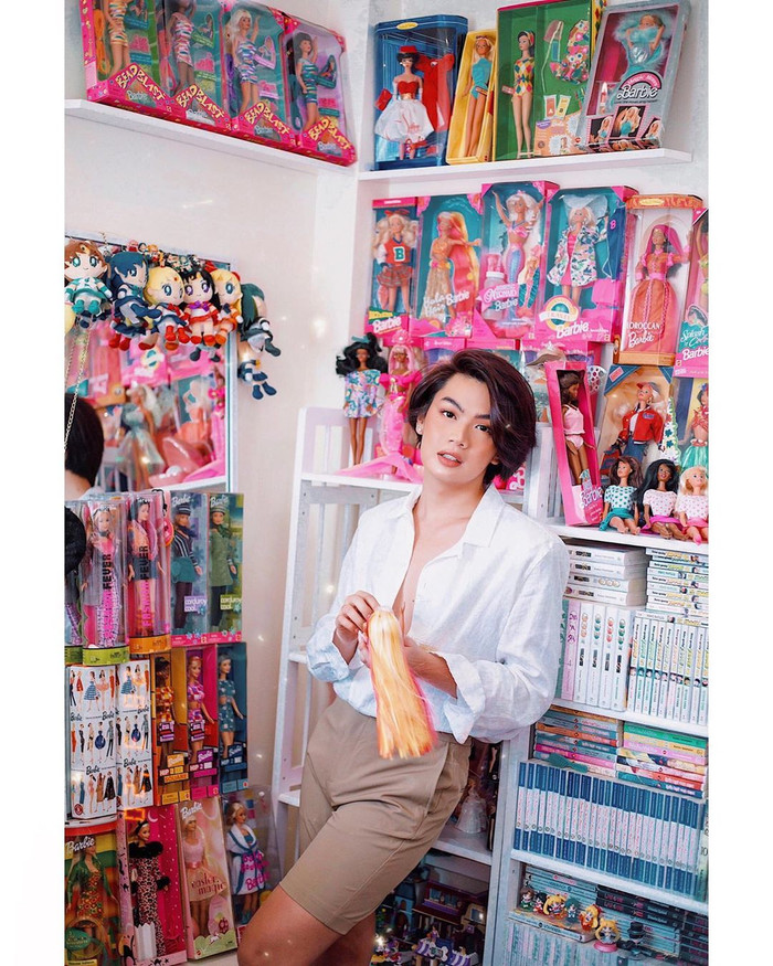 Những bức ảnh đẹp cả về trang phục, thần thái, lối trang điểm và góc chụp...