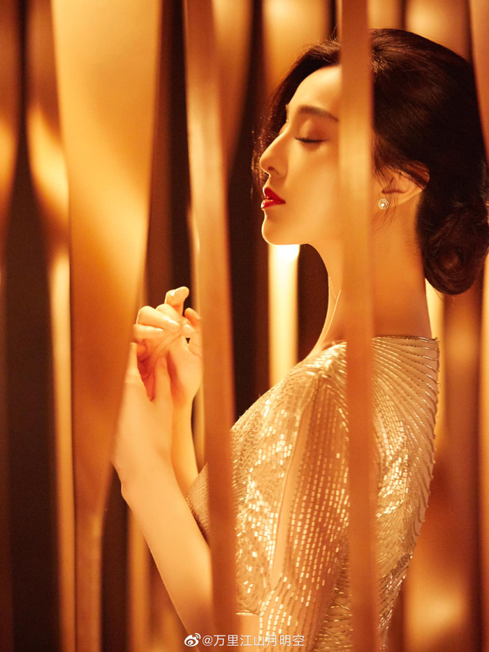 Ai nói Phạm Băng Băng bị thất sủng? Cô nàng vẫn là người phát ngôn toàn cầu cho tập đoàn thời trang tiếng tăm Ảnh 10