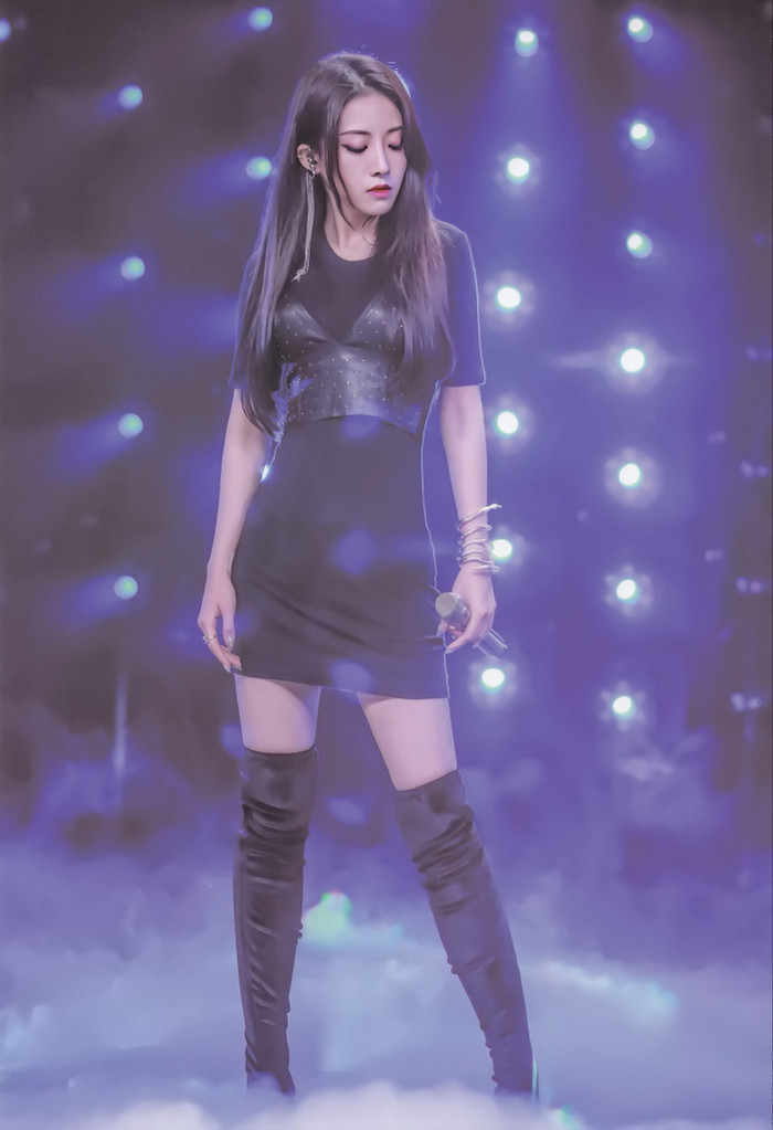 Dụ Ngôn (The9) bị tên 'sói đội lốt cừu' sàm sỡ vòng một ngay nơi công cộng Ảnh 20