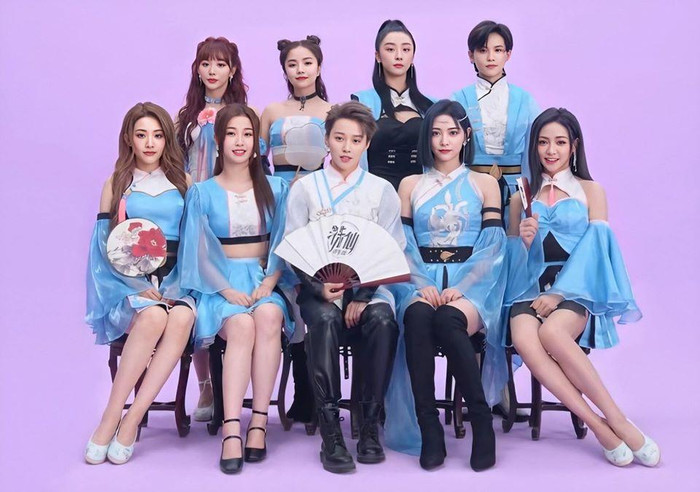 Dụ Ngôn (The9) bị tên 'sói đội lốt cừu' sàm sỡ vòng một ngay nơi công cộng Ảnh 4