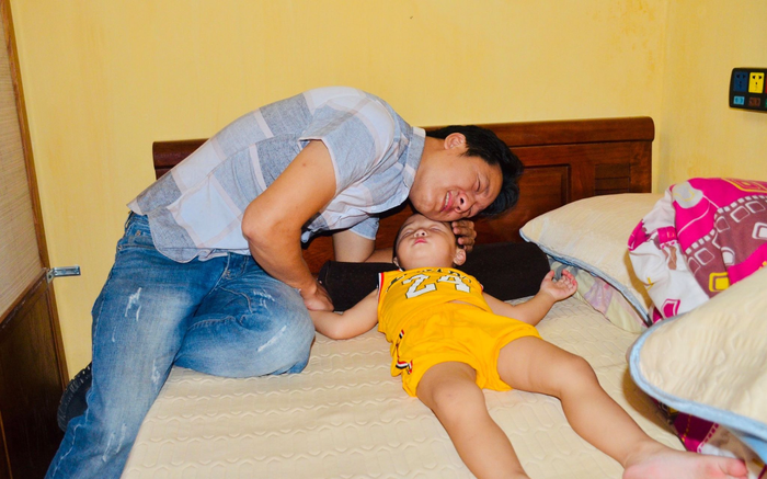 Cảnh sát hé lộ 5 kế hoạch thần tốc trong vụ giải cứu bé trai 2,5 tuổi bị bắt cóc, khi bị bắt nữ nghi phạm đang làm chuyện không ngờ Ảnh 2