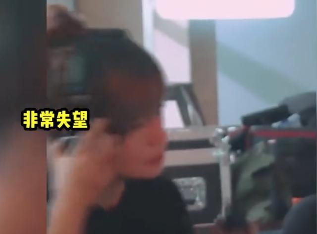 Lộ ảnh Triệu Vy tức giận, quát mắng diễn viên khi làm đạo diễn Ảnh 6