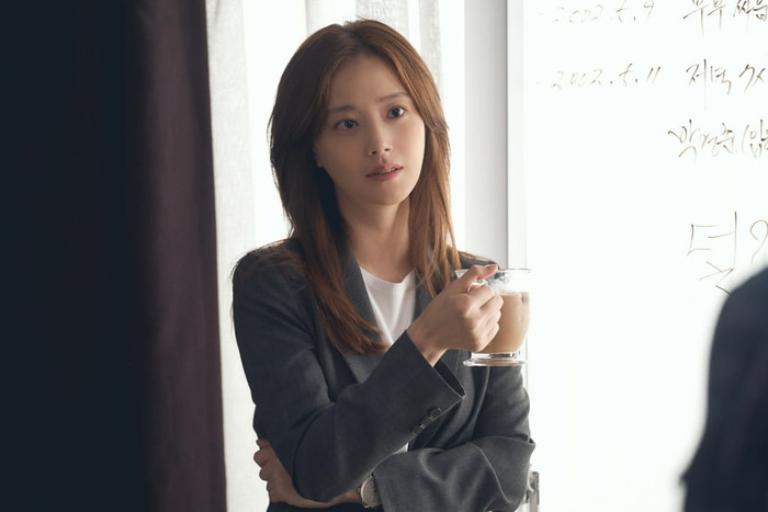 Thái độ điềm tĩnh lạ thường của Moon Cha Wo