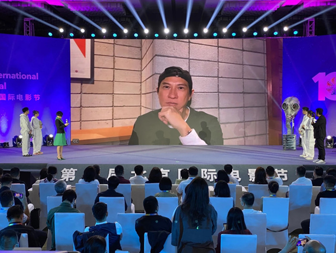 Vương Tuấn Khải xác nhận tham gia phim '731', vì vai diễn mới mà giảm 10 ký trong thời gian ngắn Ảnh 8