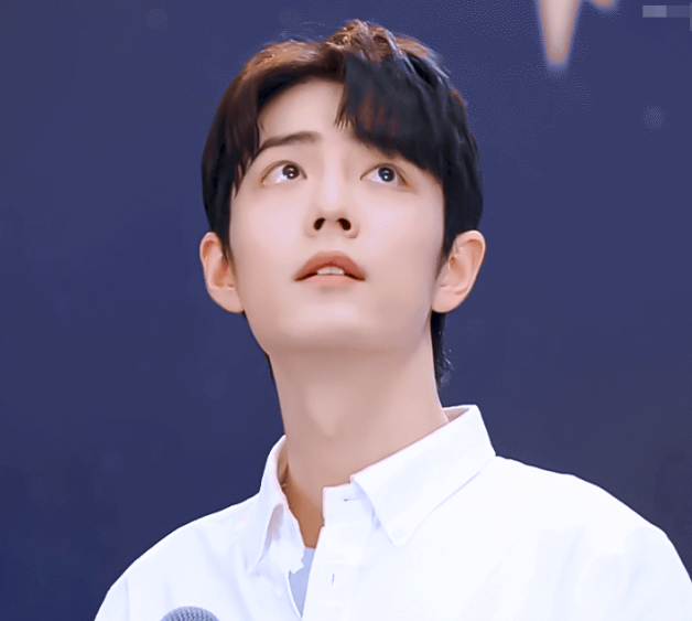 Tiêu Chiến ngầm xác nhận tham gia Khánh dư niên phần 2? Ảnh 4