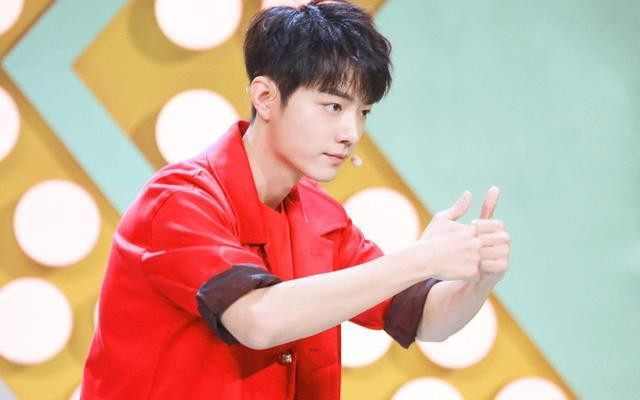 Tiêu Chiến ngầm xác nhận tham gia Khánh dư niên phần 2? Ảnh 8