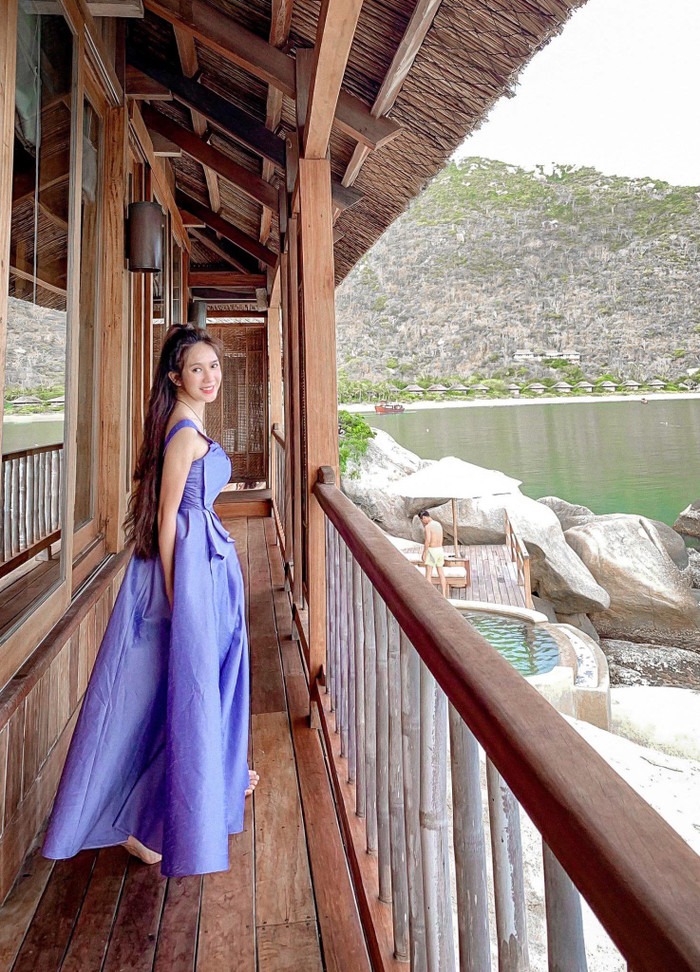 Bên cạnh đó, sắc vóc xinh đẹp của 'mẹ 4 con' Minh Hà cũng khiến nhiều người phải xuýt xoa khen ngợi.