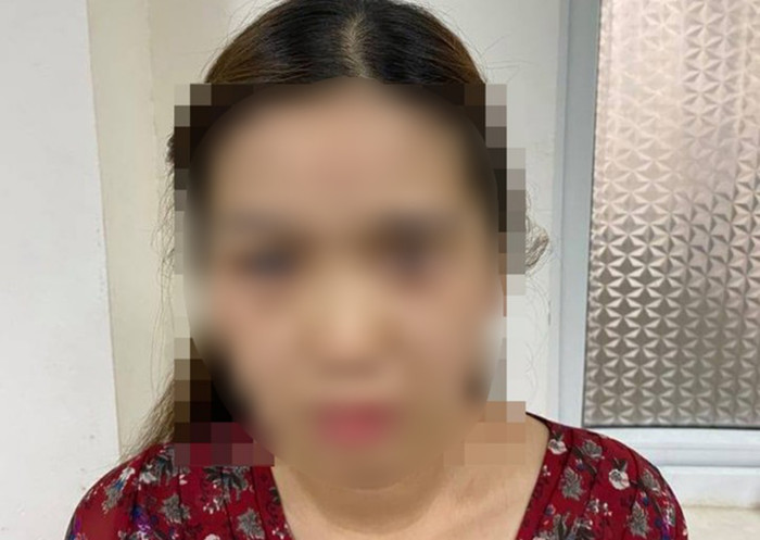 Hằng tại cơ quan công an. Ảnh Công an cung cấp.