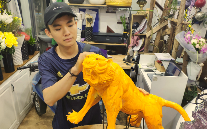 9X điêu khắc hơn 1.500 mô hình bằng rau củ quả nhưng tượng HLV Park Hang-seo mới là điều đặc biệt nhất Ảnh 2