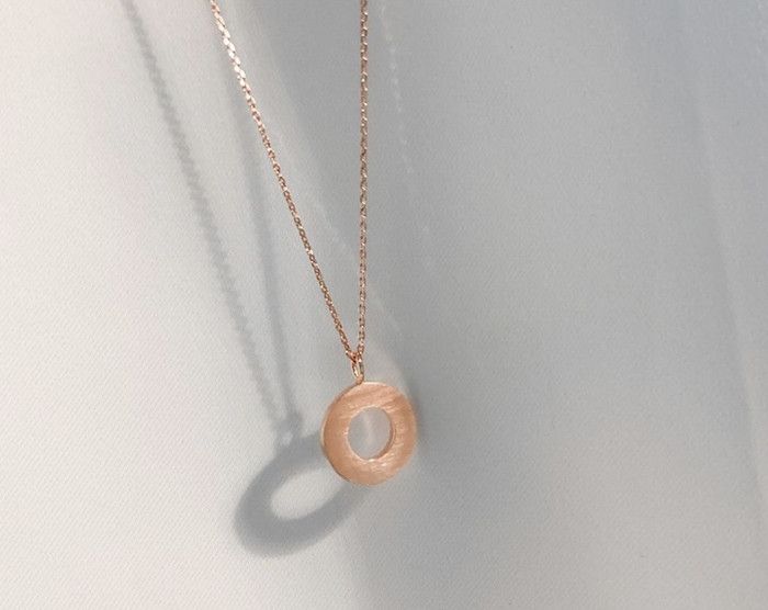 Fans hâm mộ phát sốt với bộ sưu tập phụ kiện siêu xinh xắn của BLACKPINK Ảnh 12