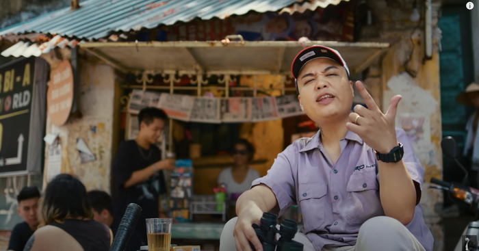 Chất chơi như LK: Mang từ mentor Lil' Shady đến loạt thí sinh King of Rap vào MV 'Hà Nội xịn' Ảnh 6