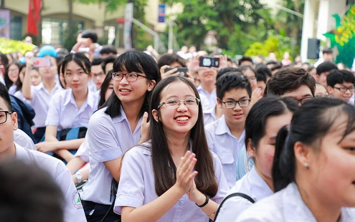 Có 2 điểm 10 môn Ngữ văn kỳ thi tốt nghiệp THPT 2020 Ảnh 2