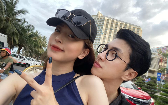 Bình An âu yếm ôm Phương Nga khiến hội FA bên cạnh chỉ biết thốt lên 'Chẳng buồn nói' Ảnh 2