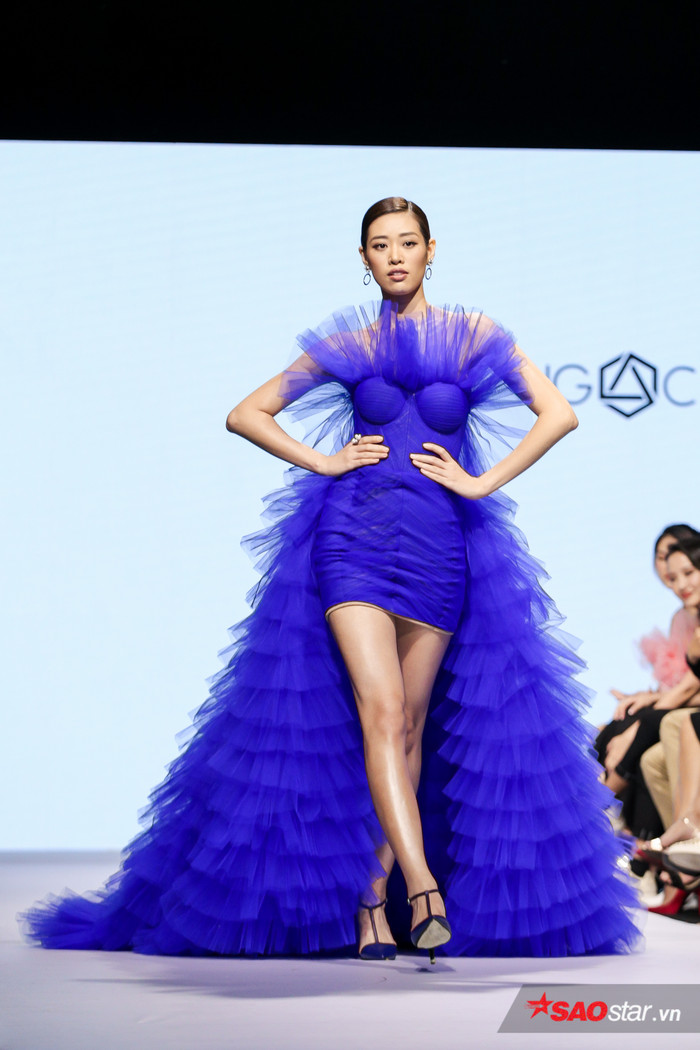 Lộ diện Top 8 trang phục dân tộc ấn tượng dành cho Khánh Vân 'chinh chiến' Miss Universe 2020 Ảnh 13