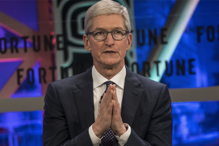 Tim Cook đã quyên 5 triệu USD cho một tổ chức từ thiện giấu tên. (Ảnh: EPA)