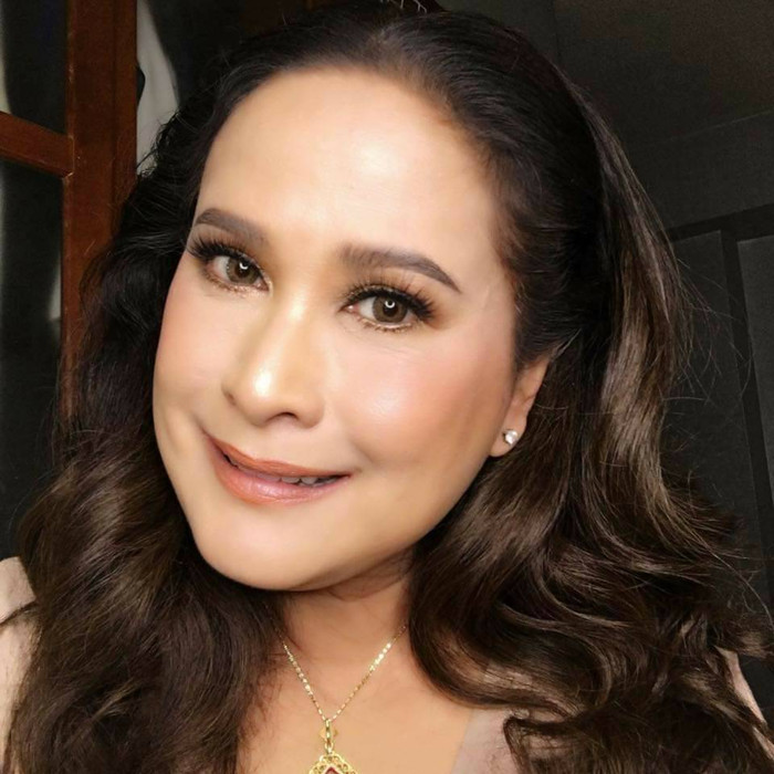 Bà là một nữ diễn viên tài sắc vẹn toàn của điện ảnh Thái lan