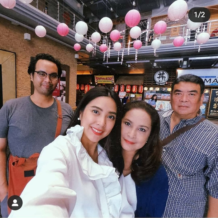 Nữ diễn viên gạo cội Thái Lan Oil Karnjana đột ngột qua đời ở tuổi 61 do mắc bệnh tim Ảnh 9