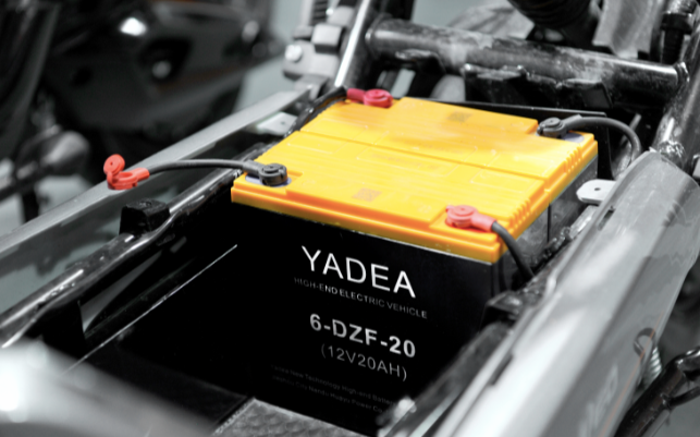 YADEA ra mắt dòng ắc quy Graphene với tuổi thọ 5 năm tại Việt Nam Ảnh 2