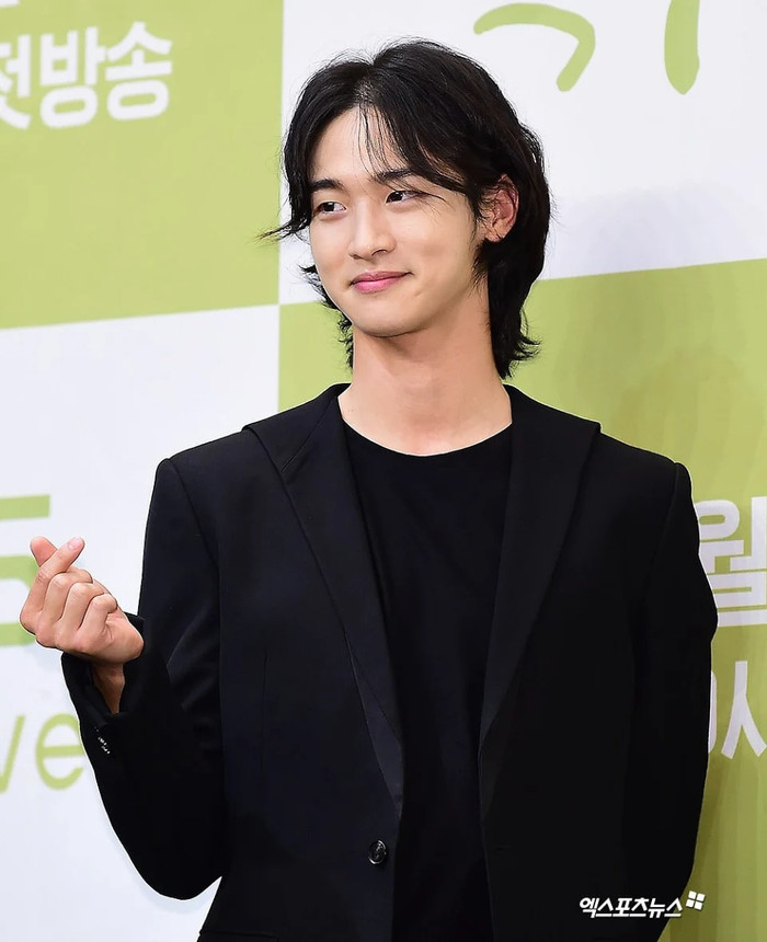 Những sự thật về 5 idol K-Pop đình đám khiến netizen cực sốc Ảnh 11