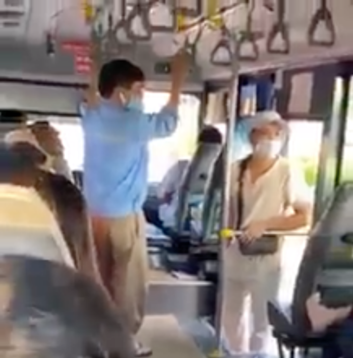 Người đe doạ cắt cổ hành khách tên Phạm Bá T.