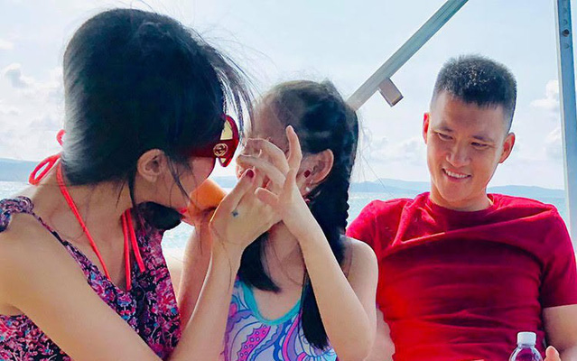 Thủy Tiên nhờ Công Vinh đi tìm sổ đỏ, bé Bánh Gạo tài lanh và cái kết bất ngờ Ảnh 2