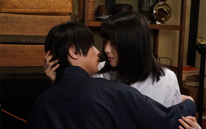 'Chúng ta mất trí rồi' - Câu chuyện ngược luyến tàn tâm mà cũng quá đỗi ngọt ngào của xứ Phù Tang Ảnh 2