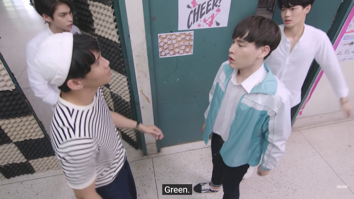 'Still 2gether' tập 3: Phukong - Mil cuối cùng đã thành 1 đôi nhưng Tine lại cô đơn phát khóc vì thiếu Sarawat Ảnh 5