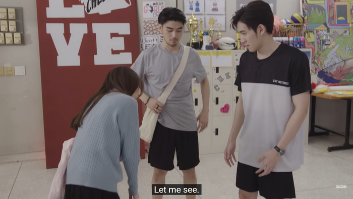 'Still 2gether' tập 3: Phukong - Mil cuối cùng đã thành 1 đôi nhưng Tine lại cô đơn phát khóc vì thiếu Sarawat Ảnh 48