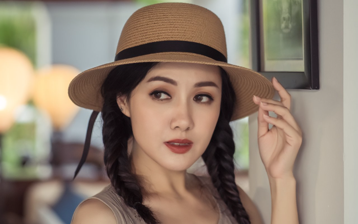 BTV Hoài Anh vừa 'thả' vài bức ảnh selfie, dân mạng đã 'rần rần': Quả là nét đẹp không tuổi! Ảnh 2