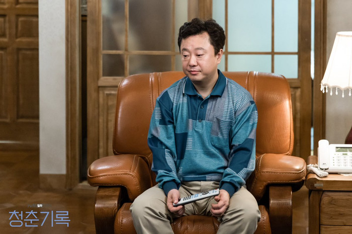 Người cha lo lắng cho giấc mơ hão huyền của con trai 