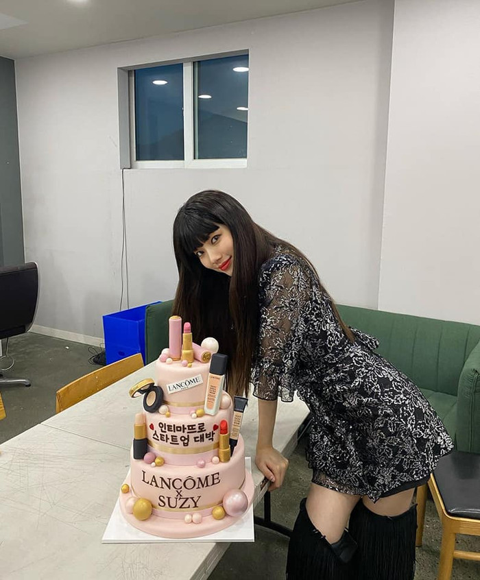 'Học lỏm' 101 cách mix đồ với denim từ Suzy cho thời trang ngày Thu thêm phong phú Ảnh 11