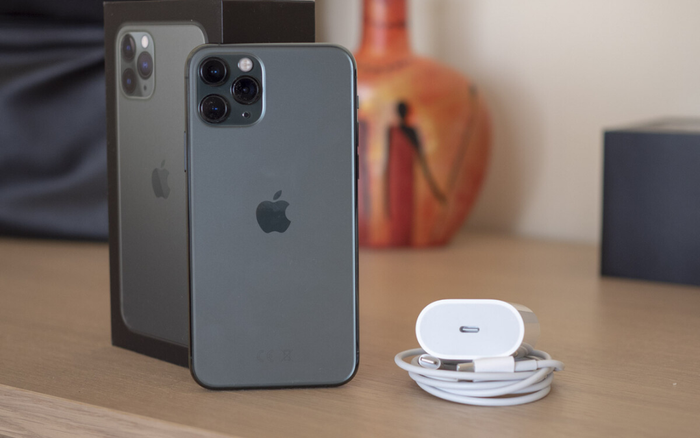 Mách bạn cách xử lý khi iPhone bỗng nhiên sạc pin không vào điện Ảnh 2