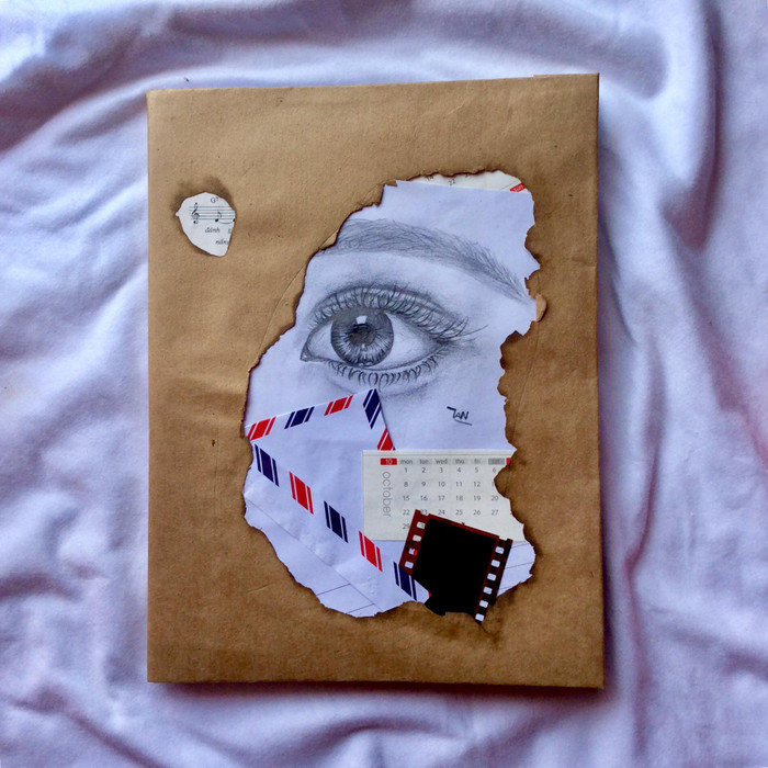 Và đôi mắt tự vẽ cũng cuốn hút không kém. 