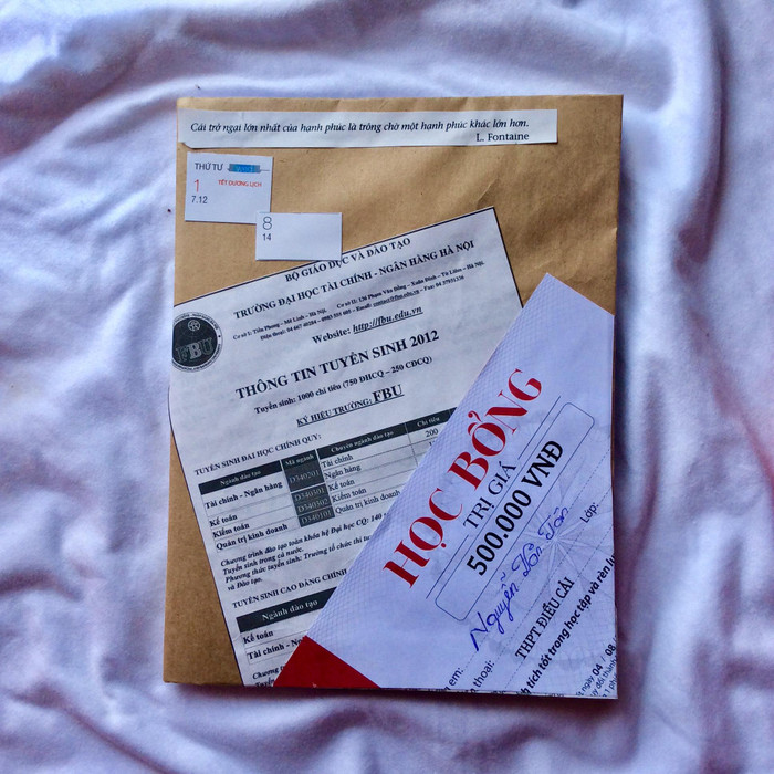 'Cái trở ngại lớn nhất của hạnh phúc là trông chờ một hạnh phúc khác lớn hơn'