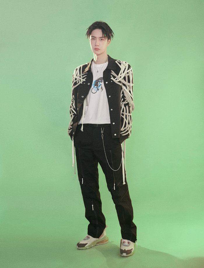 Nhảy đỉnh là thế nhưng Nhậm Gia Luân lại bị nói bắt chước phong cách của Vương Nhất Bác Ảnh 18