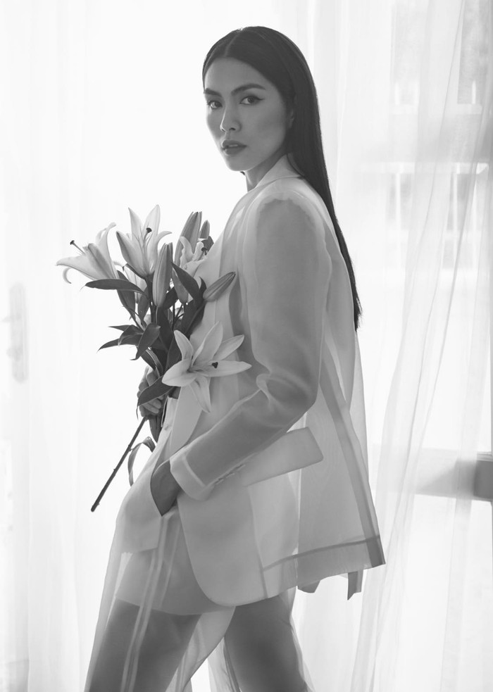 'Ngọc nữ điện ảnh' một thời luôn biết cách thu hút khán giả từ những điều đơn giản nhất. 