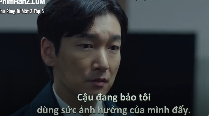 Hwang Si Mok mòn mỏi đi tìm công lý trong khi bên công tố chỉ coi anh là một quân cờ 