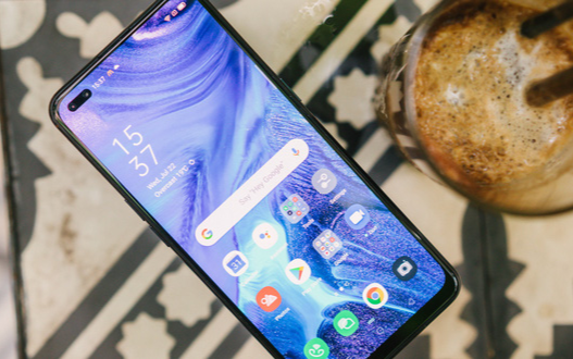 3 smartphone tầm trung có cụm 4 camera sau đáng chú ý ở VN Ảnh 2