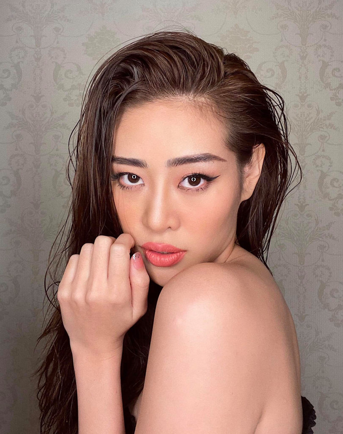 Lần đầu hội ngộ, Hương Giang đã chất vấn Đỗ Mỹ Linh - Lương Thùy Linh về 'hoa hậu nhạt' Ảnh 14