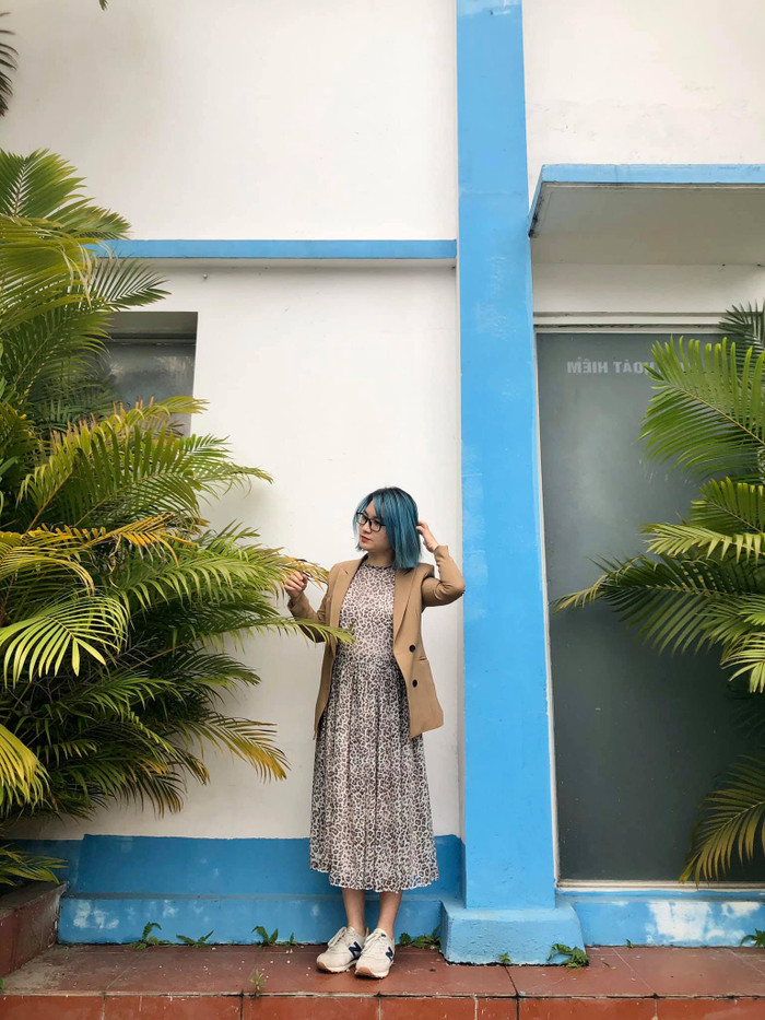 Nữ sinh gây 'sốt' CĐM khi đứng chụp cùng siêu xe của 'Batman' trước cổng trường ĐH Kiến Trúc Hà Nội Ảnh 13