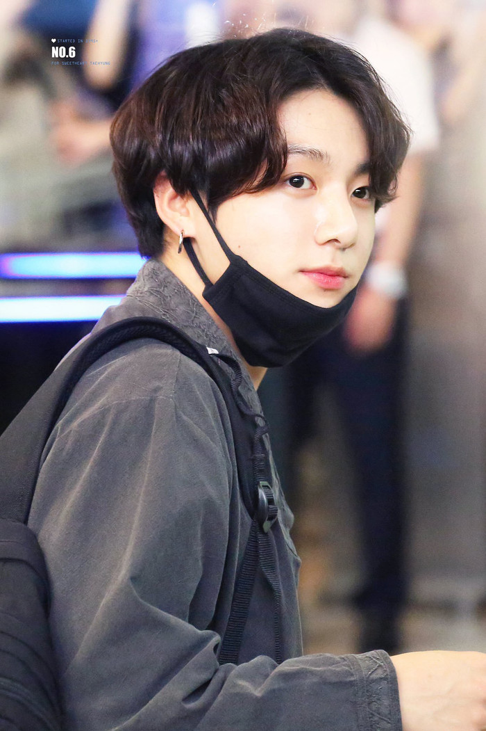 Jungkook (BTS) tuổi 24: #1 Billboard Hot 100 và hàng loạt những món quà ý nghĩa khác trong ngày sinh nhật Ảnh 10